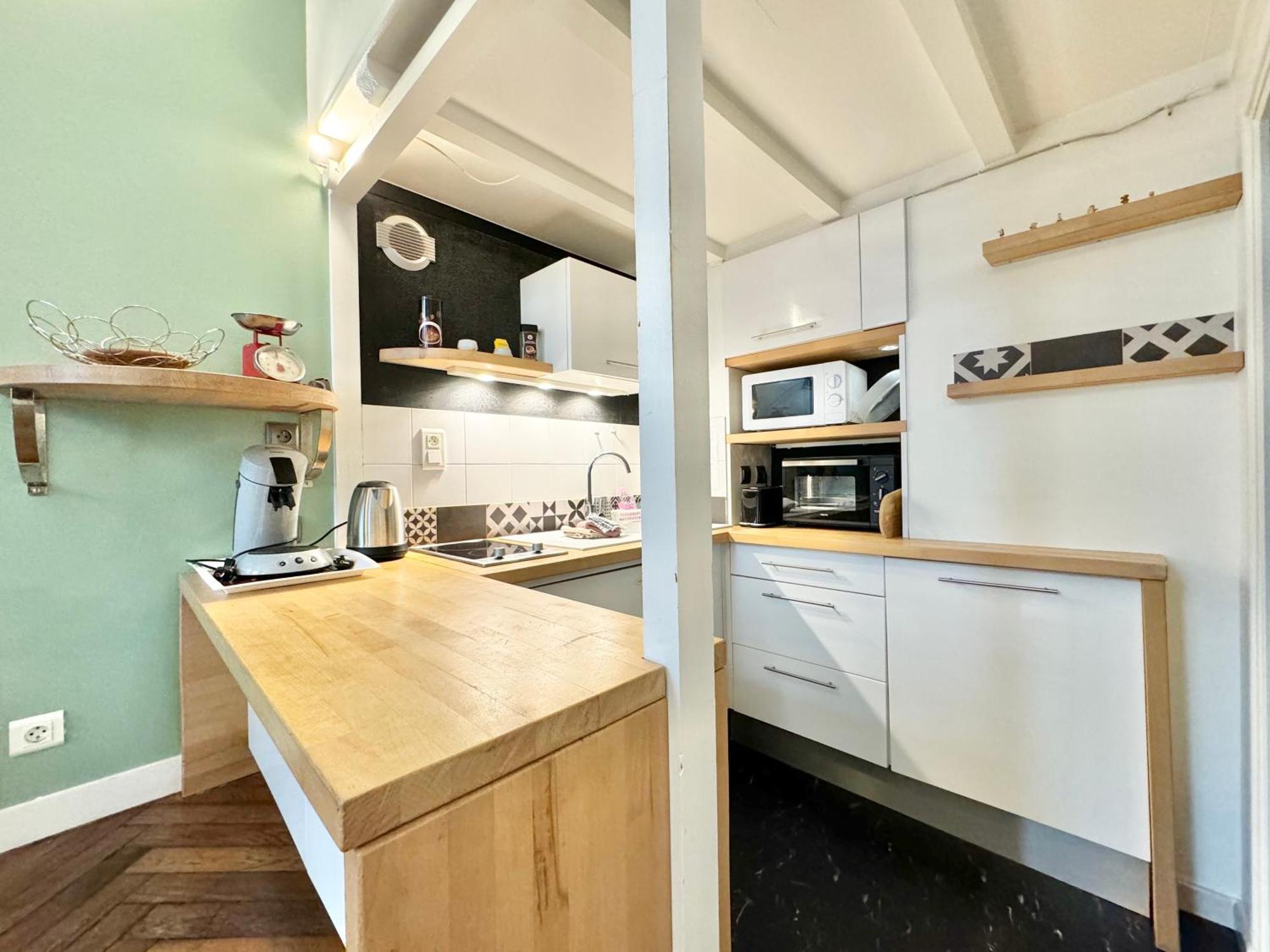 Le Noir Bois Et Blanc - Studio - Wifi - Centre Ville - Entree Autonome Quimper Extérieur photo